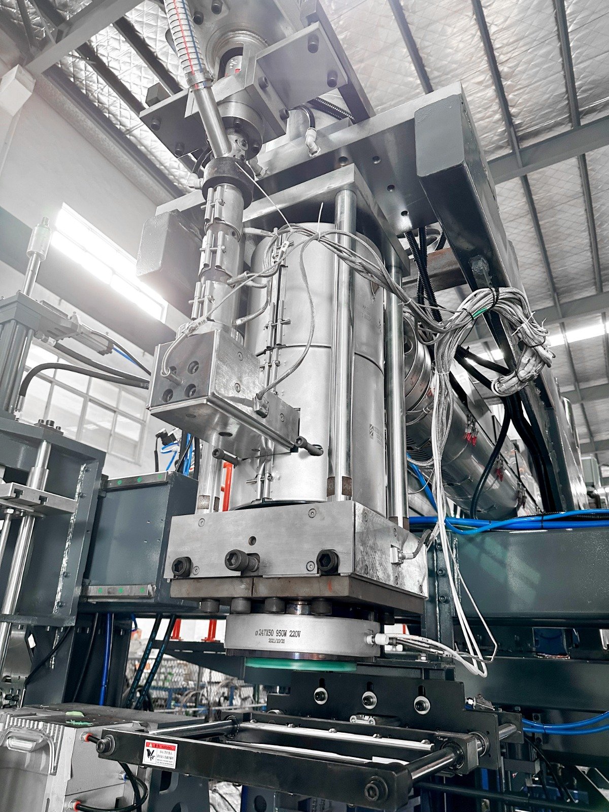 WhatsApp Image 2025-10-17 at 11.14.08_5e1abc53